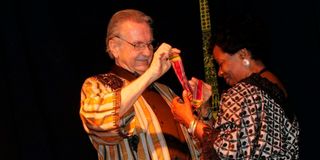 Magdalene Odundo award Donovan