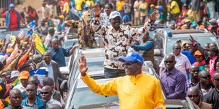 Azimio la Umoja leader Raila Odinga, former Meru County governor Kiraitu Murungi