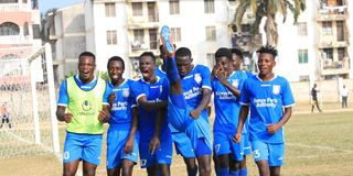 Bandari