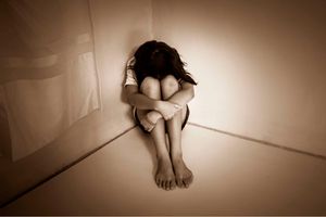 abused girl