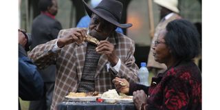 Wananchi enjoy breakfast at Sagana State Lodge in Nyeri