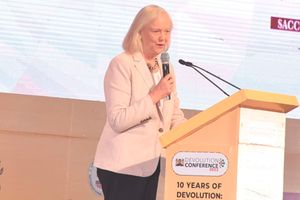  Meg Whitman