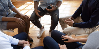 Group therapy meeting 
