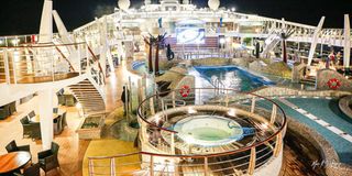 Cruise ship