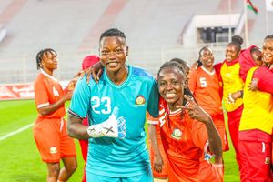  Lilian Awuor