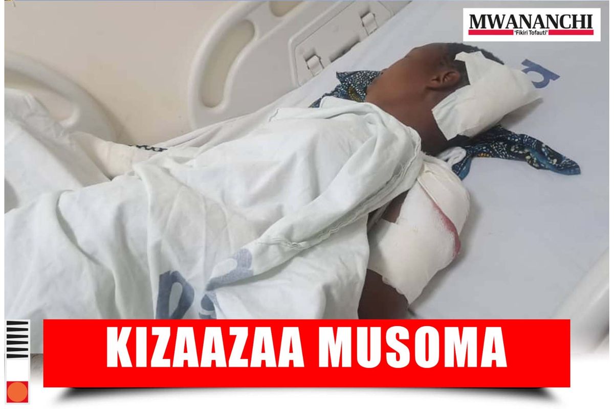 
Jeshi la Polisi mkoani Mara linamshikilia Jumanne Kibagi mkazi wa kijiji cha Nyarufu wilayani Bunda kwa tuhuma za kumuua mama mkwe wake sambamba na kumjeruhi mke wake kwa kuwakata na panga.